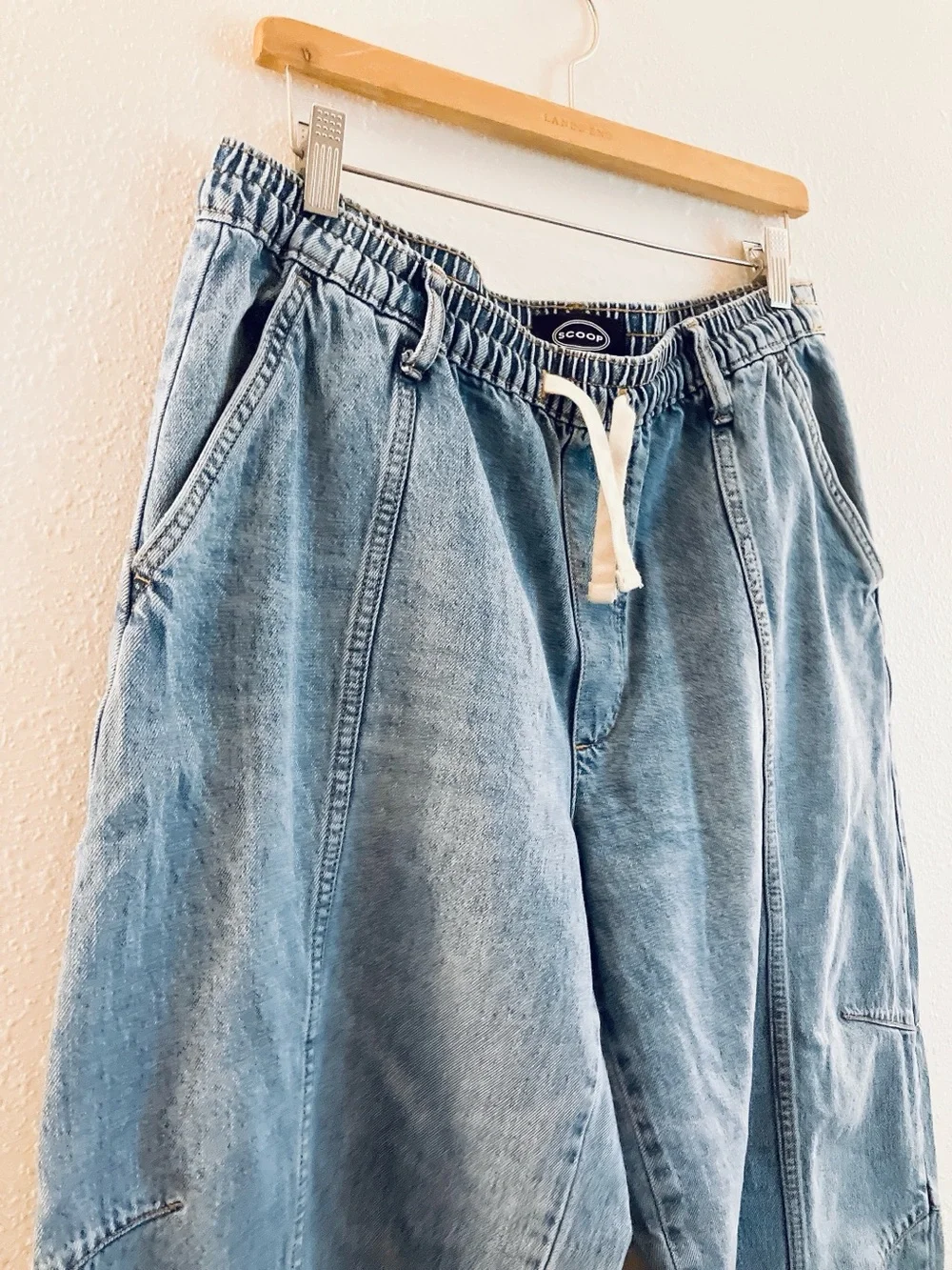 Scoop relaxed wide